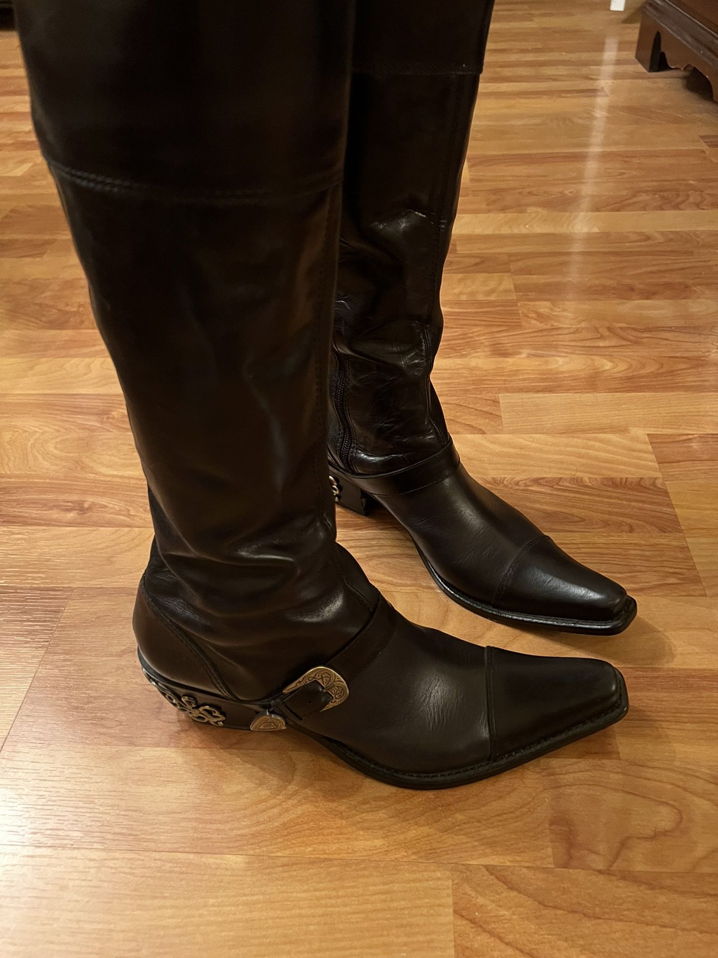 Jessica Benette Western Leather Boots 