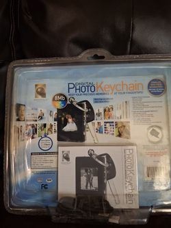 NEW-Digital Photo Keychain-$10 