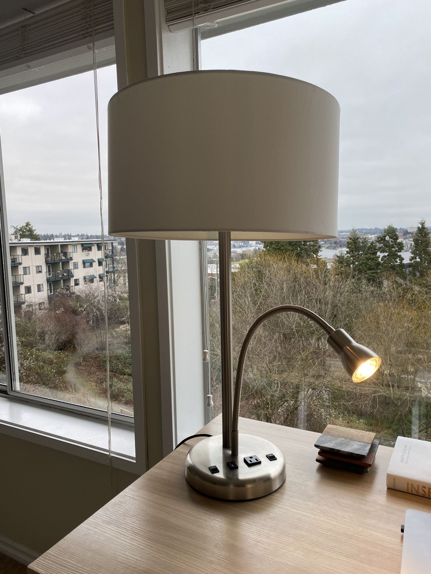 Cal Lighting LED Gooseneck Metal Desk Lamp w/LED (Bulbs Incl.) - Brushed Steel