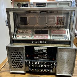 Seeburg Consolette Table Top Jukebox Early 60’s To Mid 70’s