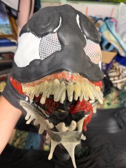 Venom costume - men’s adult size