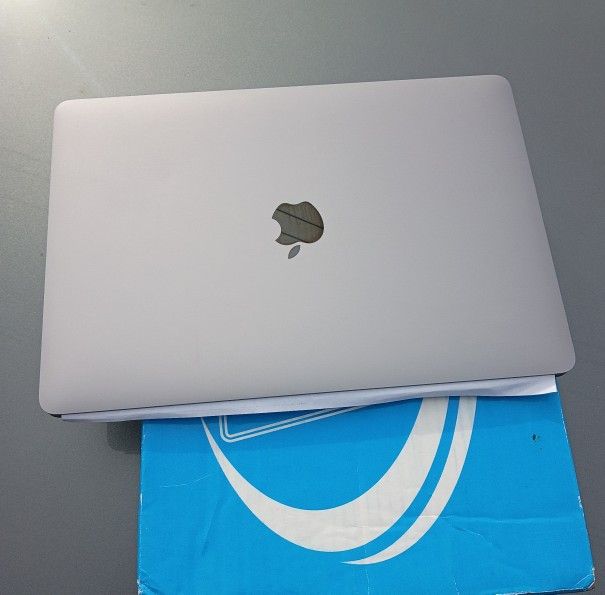 MacBook Pro model A1708