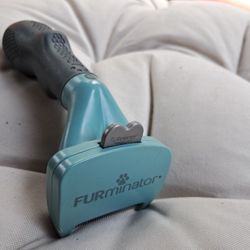 Furminator Deshedding Tool