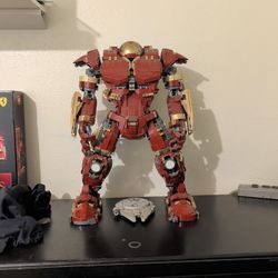 Lego Hulkbuster Marvel (Assembled)