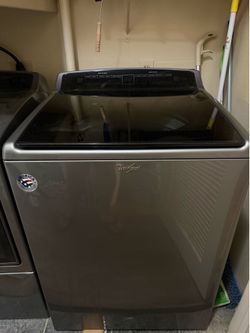 Whirlpool washer and dryer set