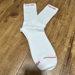 New Supreme x Hanes Crew Socks (1 pair)