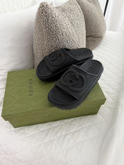Gucci slides