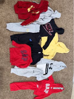 2T boys sweaters