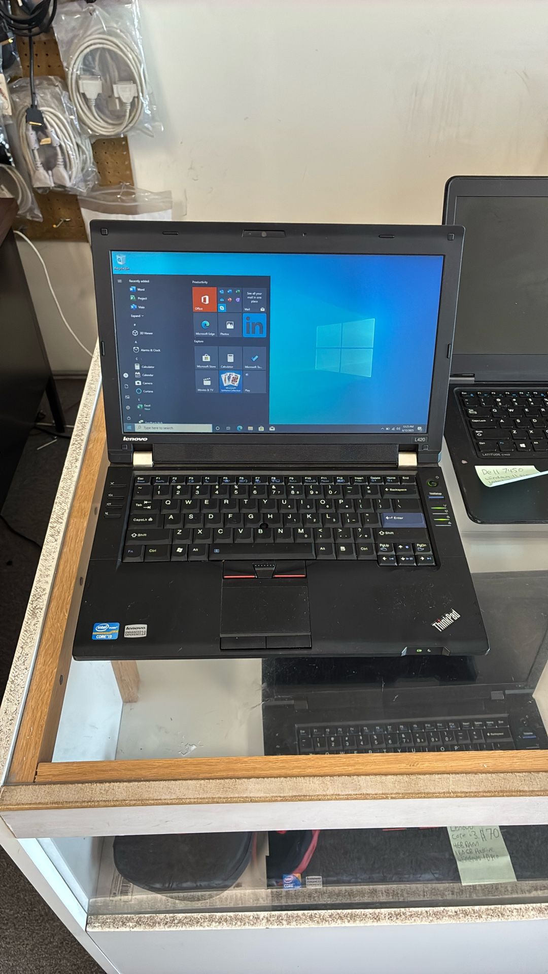 Lenovo Laptop Great Deal 75$ Windows 10 Pro And Microsoft Office 2024