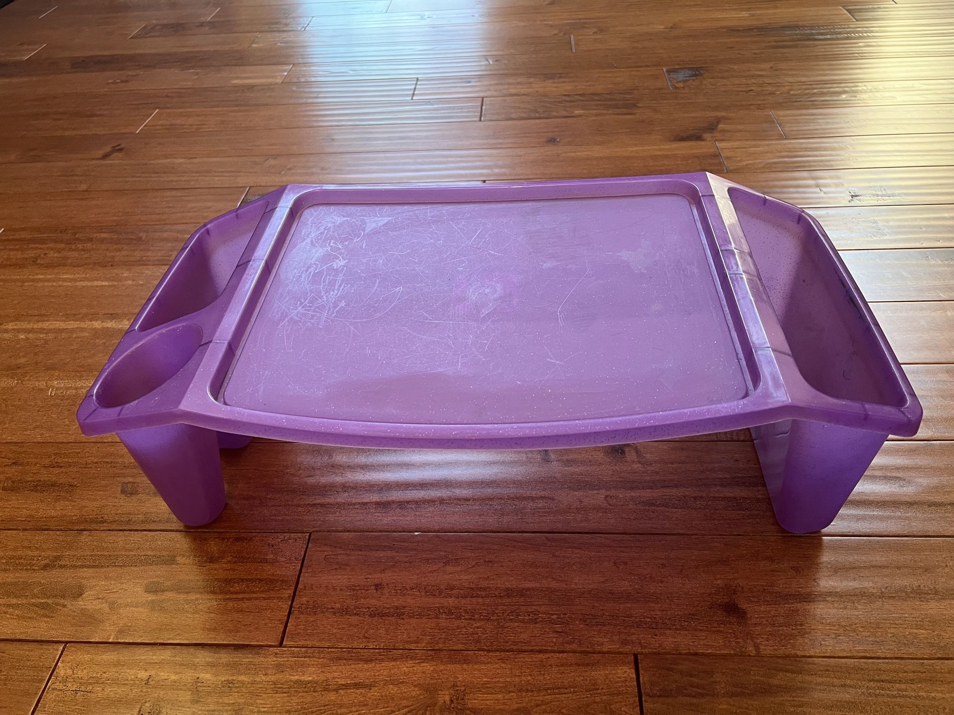Plastic lap desk in purple