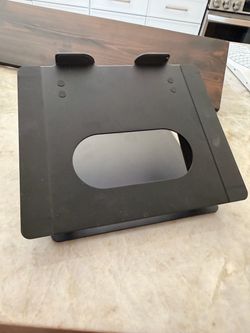 Laptop stand