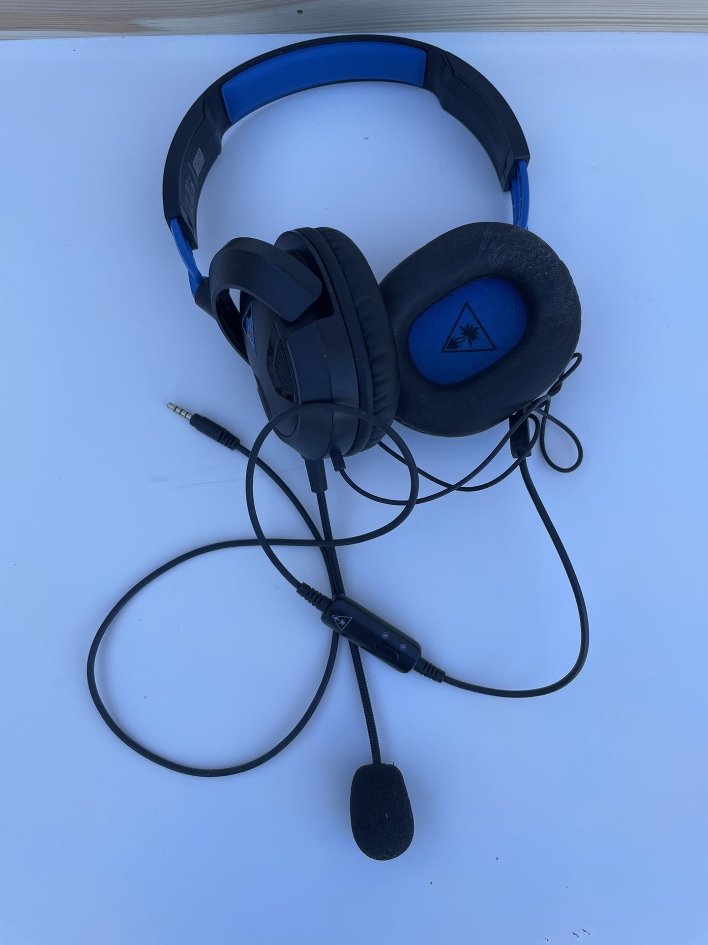 Turtle Beach Recon 50 Wired Gaming Headset - PS5, PS4, PlayStation, Xbox Series X|S, Xbox One, Nintendo Switch, Mobile & PC with 3.5mm - Removable Mic