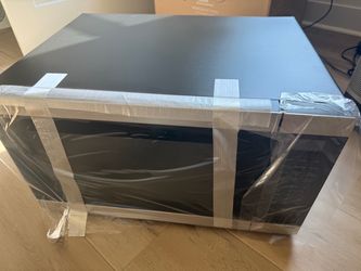 Samsung Microwave — Brand New, Sealed in Box