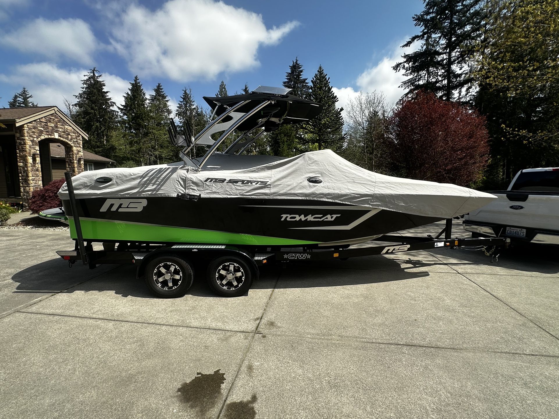 2014 MB F22 Tomcat