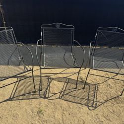 3 metal lawn chairs