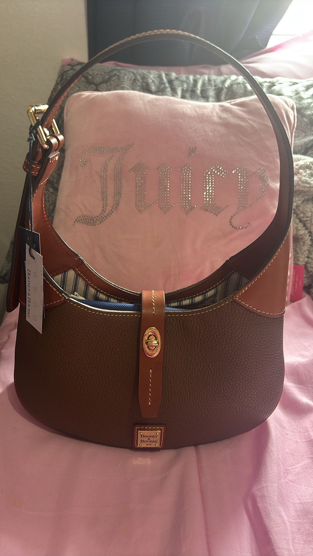 New Dooney & Bourke Pebble Leather Shoulder Bag
