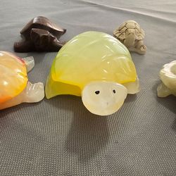 Turtle Figurine Lot – Onyx Stone, Wood Carved, Decorative Set