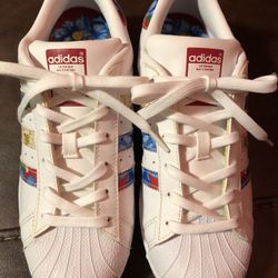 Adidas Size 8 Good Condition 