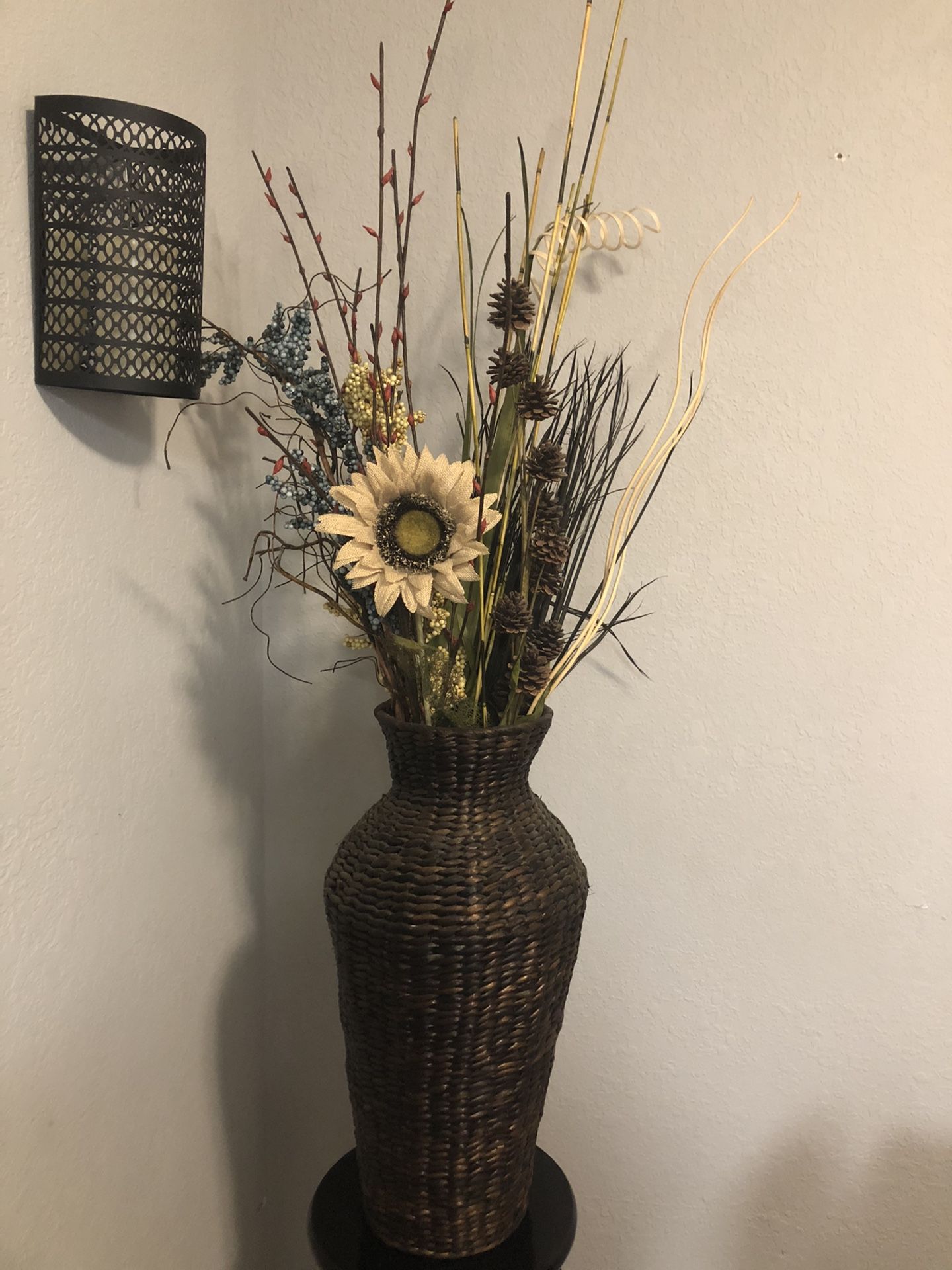 Large vase with flowers