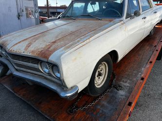 Parting out 65 chevelle 4dr