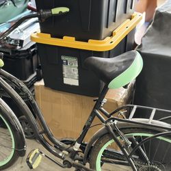 Women’s Schwinn Fairhaven Cruiser Bike