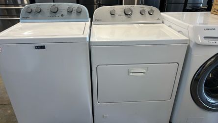 Whirpool Set Of Washer And Dryer