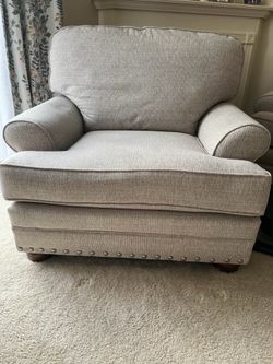 Cozy Accent Chair