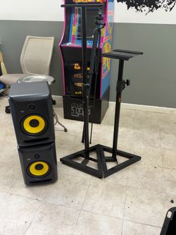 studio dj equipment