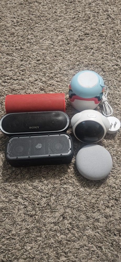 Speakers & Google  Lot 