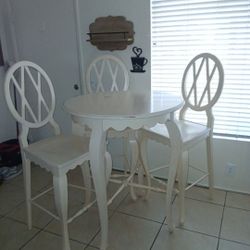Dinning Table