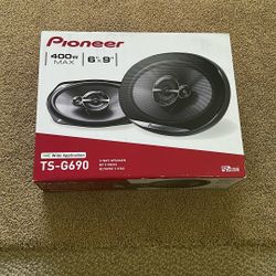 Pioneer Speakers 