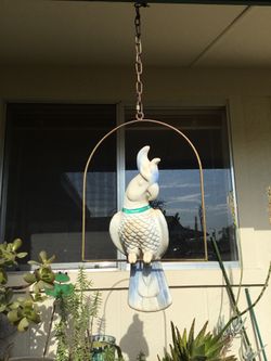 VINTAGE HANGING PARROT ON PERCH WITH CHAIN