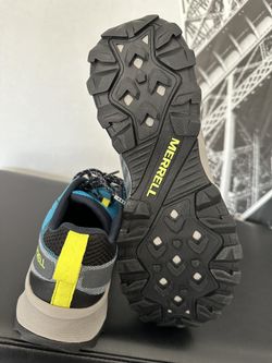 Merrell Men display picture 1