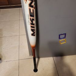 Baseball Bat 32