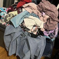 Women’s And Girl Clothes 