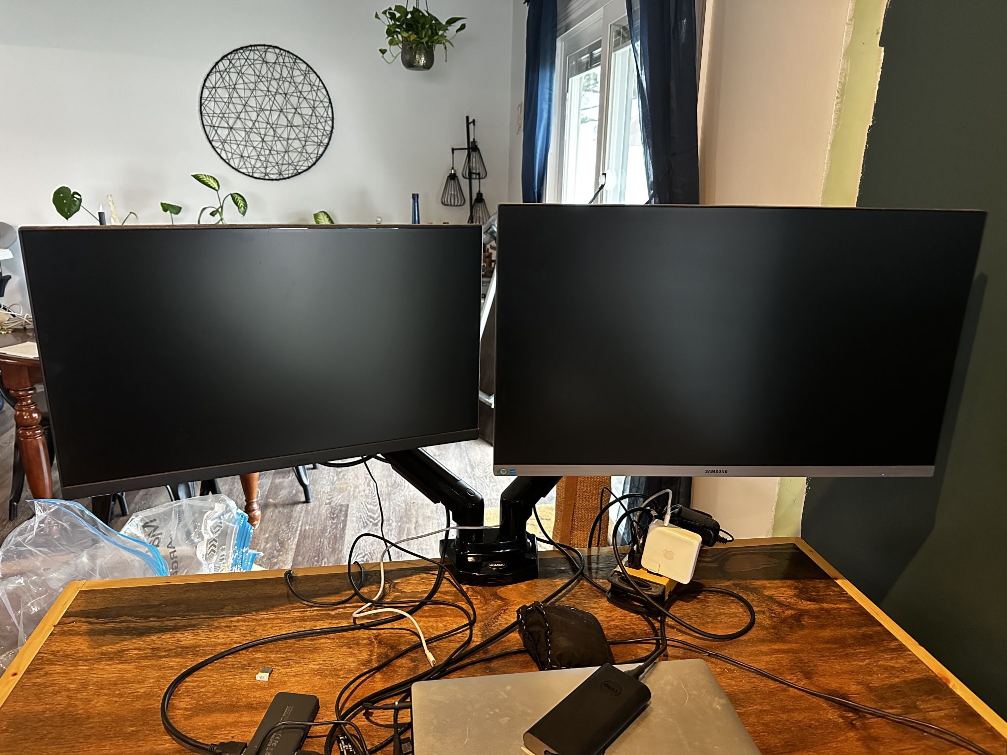 Dual Monitor Stand With/Without Monitors