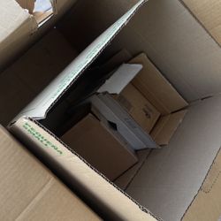 Free Boxes(I Usually Add More)  For Pick Up At 19th And Glendale 