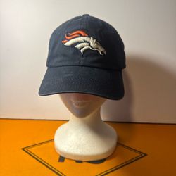 Vintage Reebok Bue Denver Broncos Hat