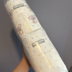 Kirkland Diapers 