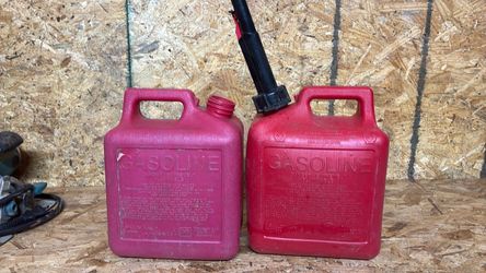Gas gallon tanks