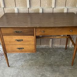 Mid Century Modern Vintage Desk 