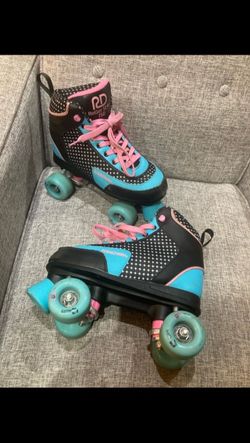 Rollerblades, Roller Skates Women’s size 7, like new