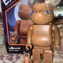 Bearbrick 400% 100% E.T.