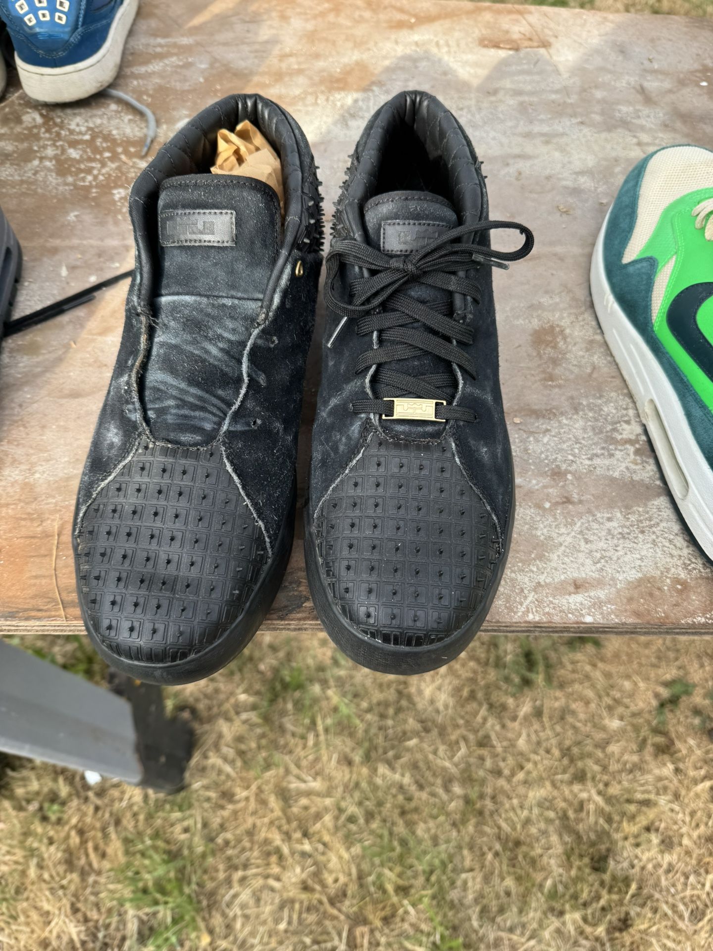 Le Baron Size 13 Shoes 10.00 Missing One Lace
