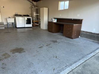 Wooden work table