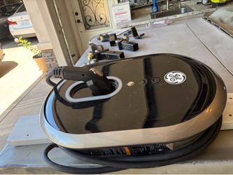 85 cash. Electric car charger ge. Brand new great buy pickup now 85 cash.