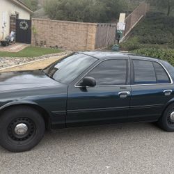 2002 Crown Victoria