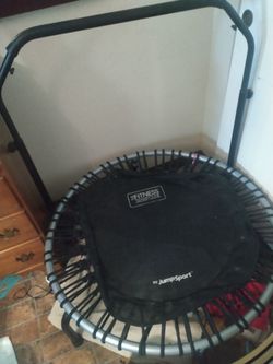 Trampoline / rebounder