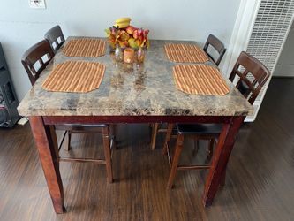 Dinning Table