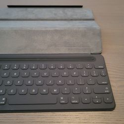 Apple Smart Keyboard Model No A1772